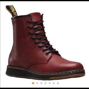 Dr Martens Newton Cherry Rd Rouge.